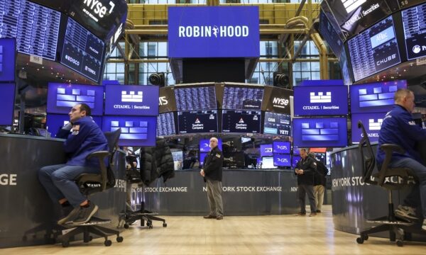 原油価格が115ドルに達し、米国株は下落分の一部を回復