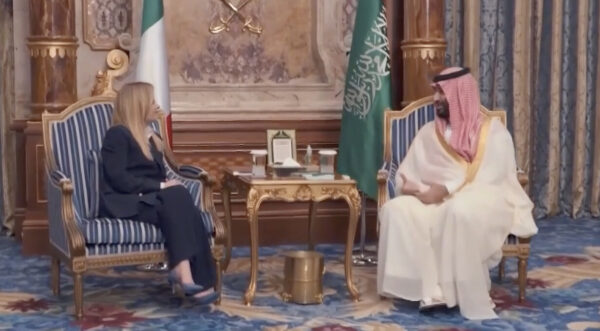 メローニ伊首相　湾岸3か国を電撃訪問　エネルギー供給の確保図る