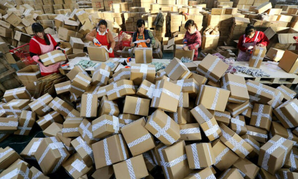 学校イベントで使用後に通販商品を集団返品　問われるモラル＝中国