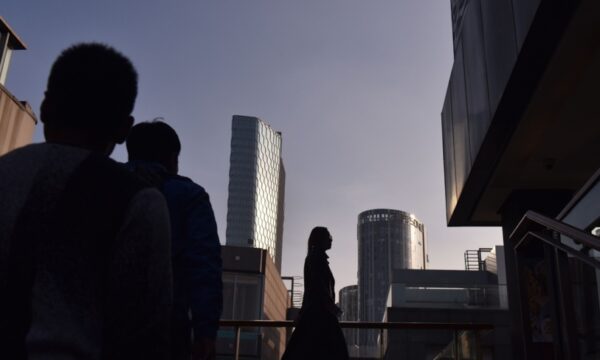 中国当局 若者の無気力を「外国勢力のせい」に ネット失笑