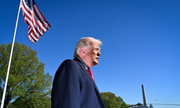 米　貨物船への攻撃を受けイランを攻撃