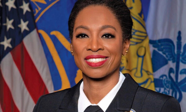 トランプ氏　新たな米国疾病対策センター長を指名