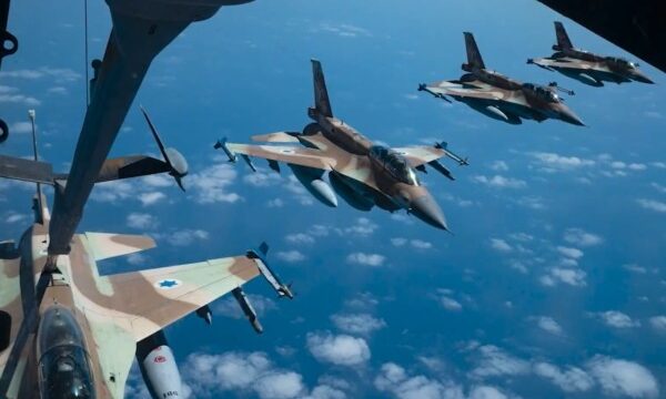 トランプ氏　対イランで核使用否定　「打ち破るのに通常戦力で十分」