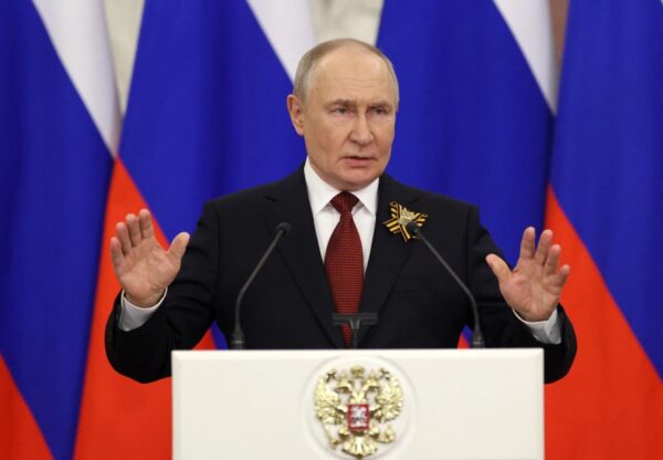 ロシア　キエフへの追加攻撃を警告　外国人に退避呼びかけ