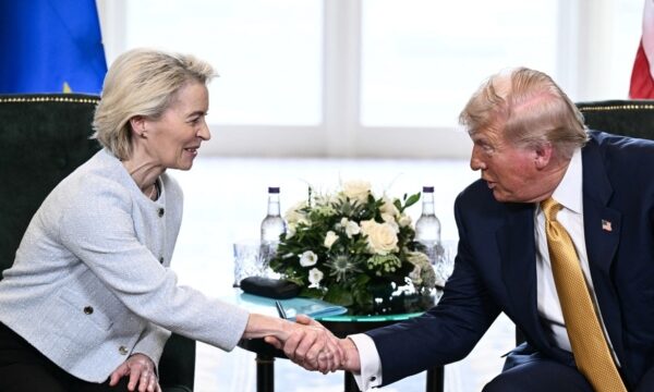 トランプ大統領とフォン・デア・ライエン委員長　「イランの核保有は認めない」で合意