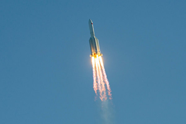 中共ロケット残骸による宇宙ごみ問題が深刻化する理由