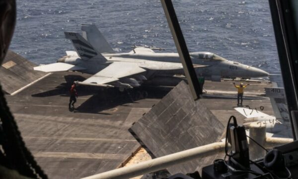 プロパガンダ戦争を仕掛けているイラン　イラン国営放送の米軍機が撃墜報道を否定