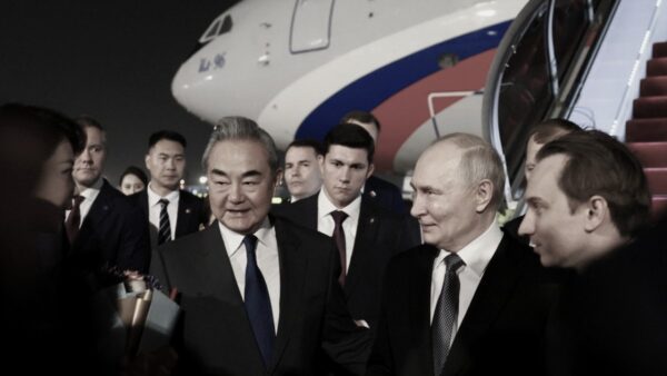トランプ訪中直後にプーチン訪中　中ロの思惑とは