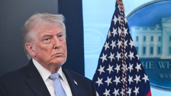 中東秩序再編へ  トランプ米大統領が「アブラハム合意」にイラン参加を提案