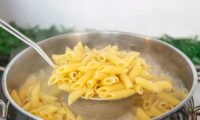 知られざるパスタのゆで汁の活用法