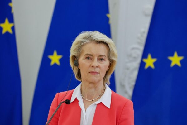 EU　中国との貿易関係は「持続不可能」　中国製品流入と貿易赤字に危機感