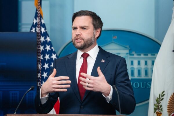米・イラン協議の第1ラウンド終了　仲介国が「心強い進展」を発表