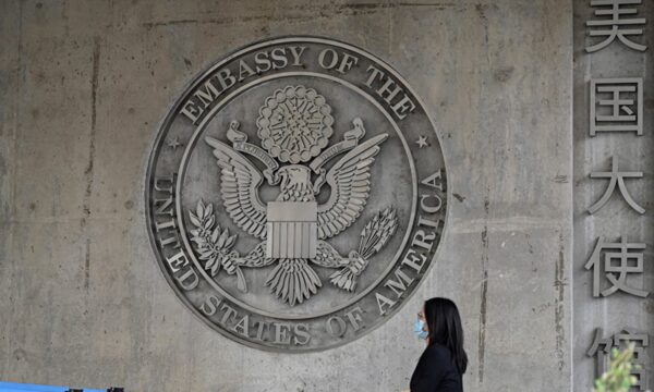 中国で米国籍学者拘束　米大使館が渡航警告を強調