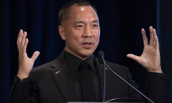 中国富豪に懲役30年　米連邦地裁　投資詐欺事件で