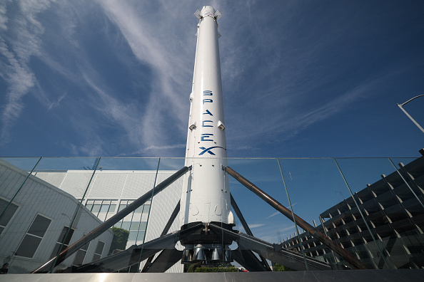 スペースX IPOは誰でも買える？個人投資家の参加条件とリスク