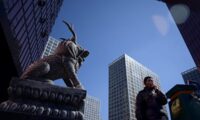 中国で外資撤退が3割増　投資減速と当局対応の実態