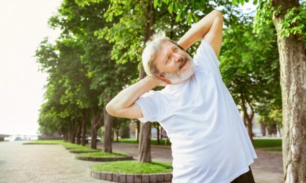 胸が苦しい、息がしづらい人へ　胸椎の動きを整えるエクササイズ