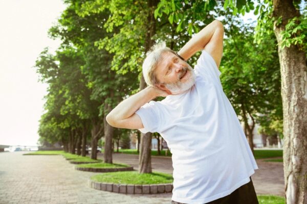 胸が苦しい、息がしづらい人へ　胸椎の動きを整えるエクササイズ