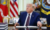 トランプ氏　米政府によるAI企業への出資を検討中と発言