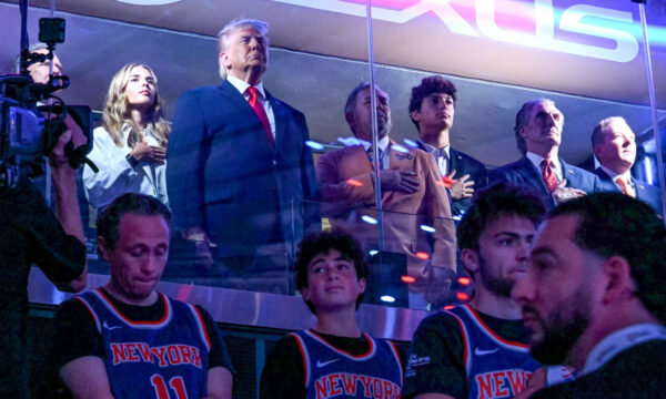 トランプ氏　現職大統領として初めてNBAファイナルを観戦