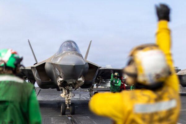 米　イランへの新たな攻撃に着手