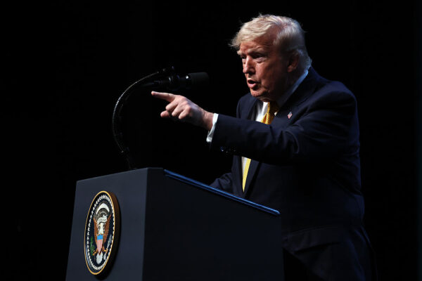 トランプ大統領　NATO首脳会議で共産主義の世界的拡散に警鐘