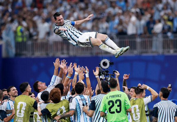 W杯得点王争いが白熱　メッシ8得点で首位　エンバペとハーランドが追走