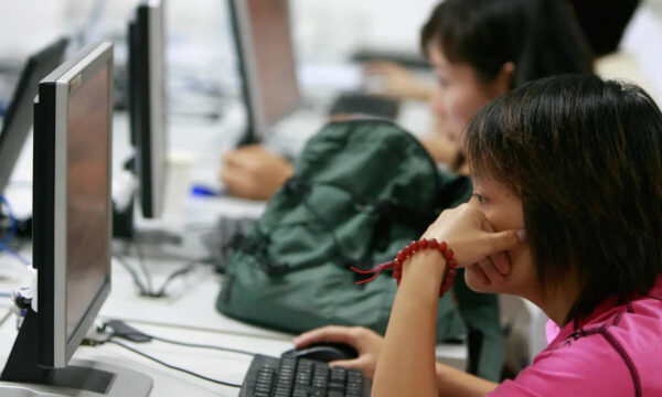 中国「ダンス配信」まで規制　ネット統制がさらに拡大