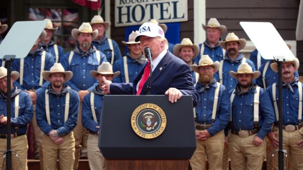トランプ氏　ルーズベルト大統領図書館開館式で演説　パナマ運河の中共影響力に警告