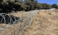 世界遺産に「刑務所のような有刺鉄線」＝中国・泰山
