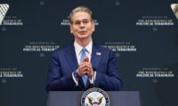 米財務長官 中共AI企業への制裁示唆　「蒸留」問題で調査へ