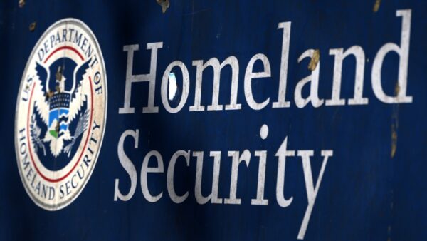 米国、学生・交流訪問者・メディアビザ制度を大幅見直しへ