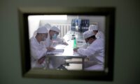 米議会　米製薬5社の中国臨床試験を調査　新疆・軍関連に人権と安全保障懸念