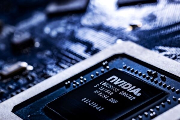 台湾　NVIDIA社員を拘束　中国へのAI半導体不正輸出に関与