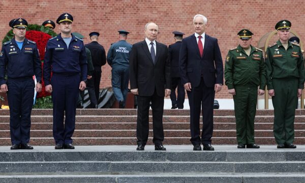 ロシア軍幹部　中国で秘密訓練か　放射線・化学・生物防護も