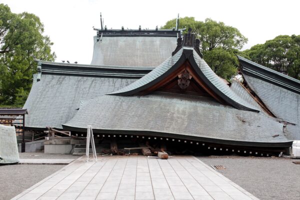 写真特集：熊本で震度7の地震　死者13人に増加？　