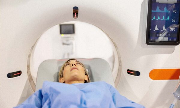 造影剤はただの染料ではない　CT・MRI検査前に聞くべきこと