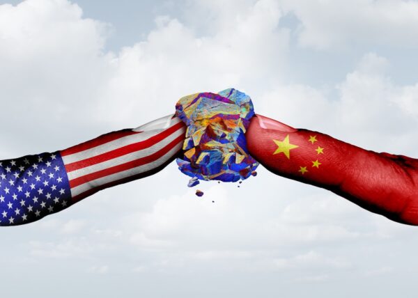 米中貿易戦争で米国が握る「構造的優位」　鍵は同盟国との連携
