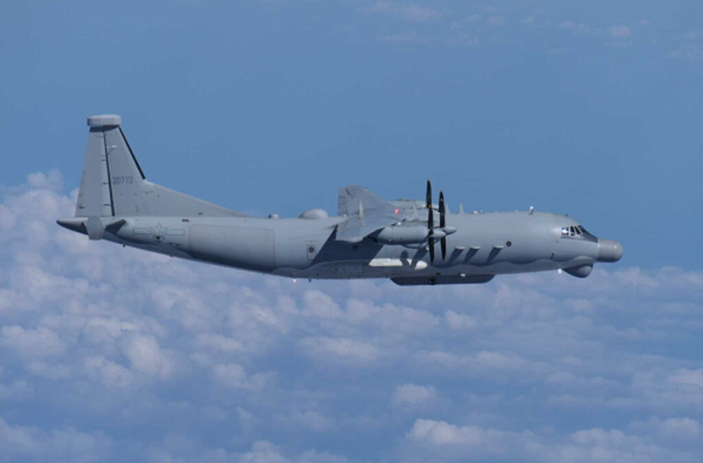中露の情報収集機が連日　日本周辺を飛行　艦隊「日本一周」に続く海空の圧力