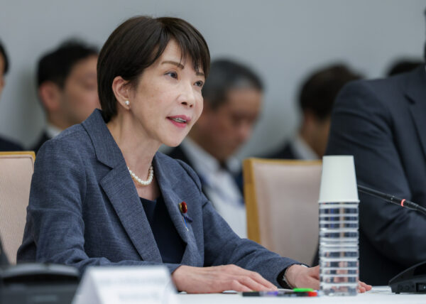 カナダ原油タンカー到着　中東依存低減へ調達先を多角化