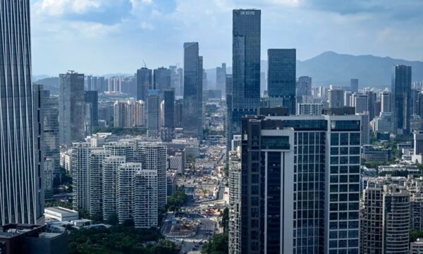 外資　中国の商業用不動産を相次ぎ売却　取得額の半値も