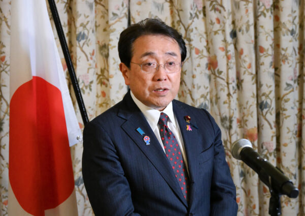 中東緊迫でも　経産相「2027年度末まで石油の安定供給が可能」