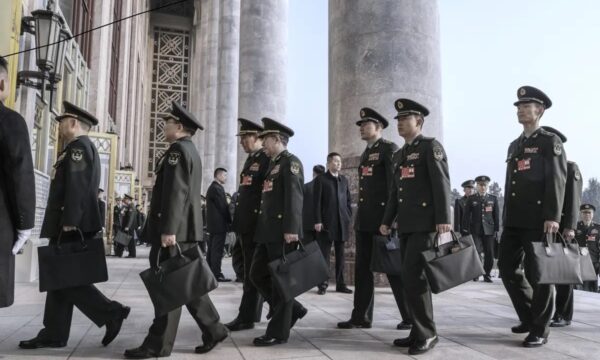 中共軍「八一」レセプション格下げか　軍委委員が不在