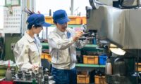 日本製造業PMI　7月も拡大　生産の伸びは2014年以来最大