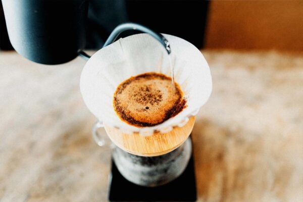 コーヒーをやめるべきとは限らない　心臓の健康と適量摂取の新常識