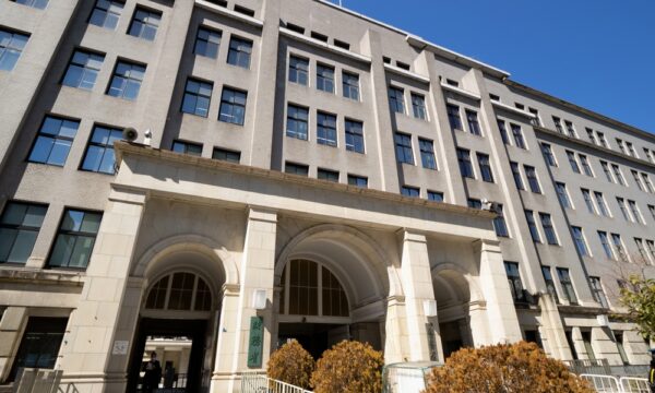 27年度予算要求は143兆円超へ　防衛費8.9兆円　国債費36兆円　積極成長投資