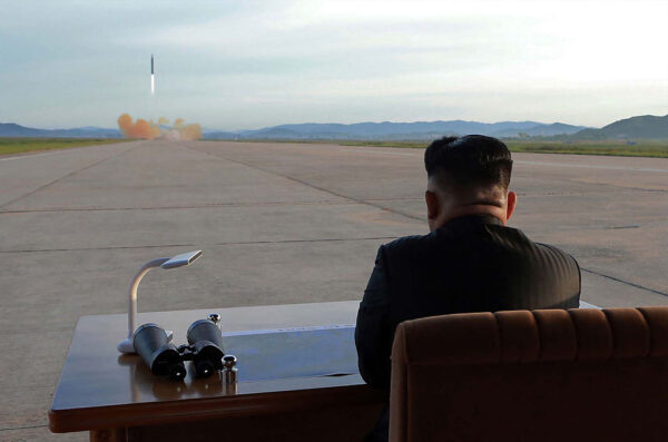 日本か　韓国か　次の核保有国になるのはどちらか