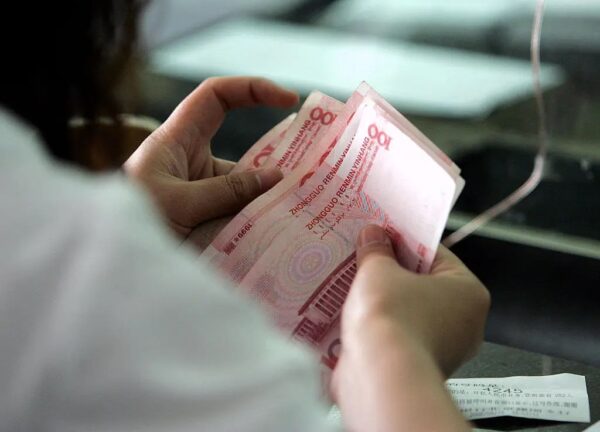 中国の半数の家庭　預金9万元未満との指摘