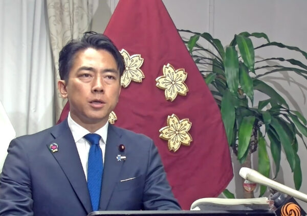 小泉防衛相　非核三原則も「タブーなく議論」　被爆地への思いと抑止をどう両立