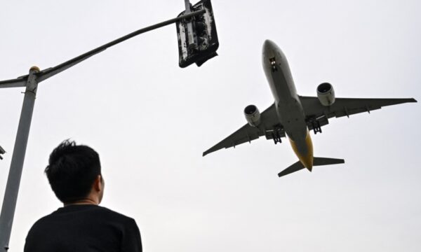 中国で出入国管理新規定施行　海外在住者に「帰国後　出国できない」懸念